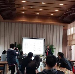【骊山下的院子】西安起名公司严峻风水讲座