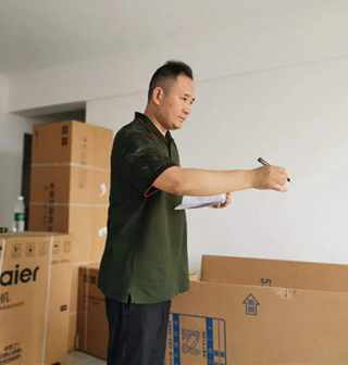 【南飞鸿十年城】 成都上门看风水大师严峻